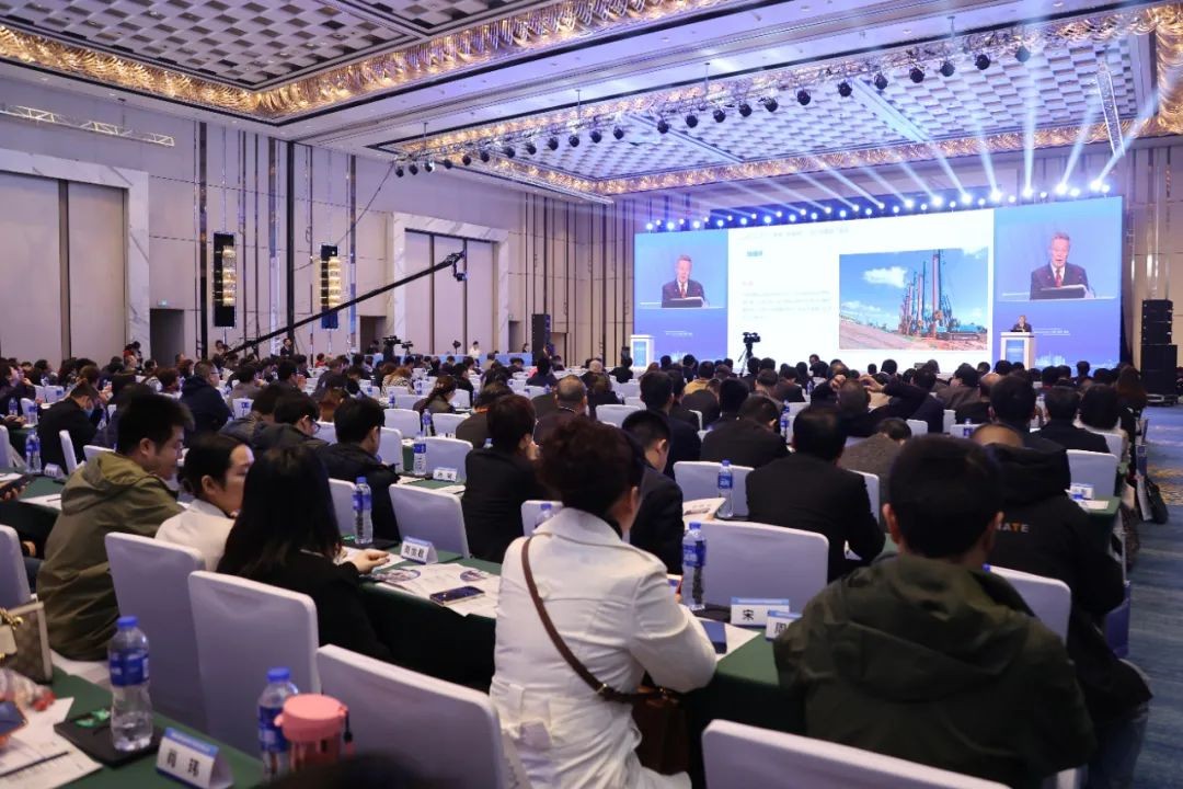 何清华：：：走“双循环”蹊径 勇攀制造业天下高地