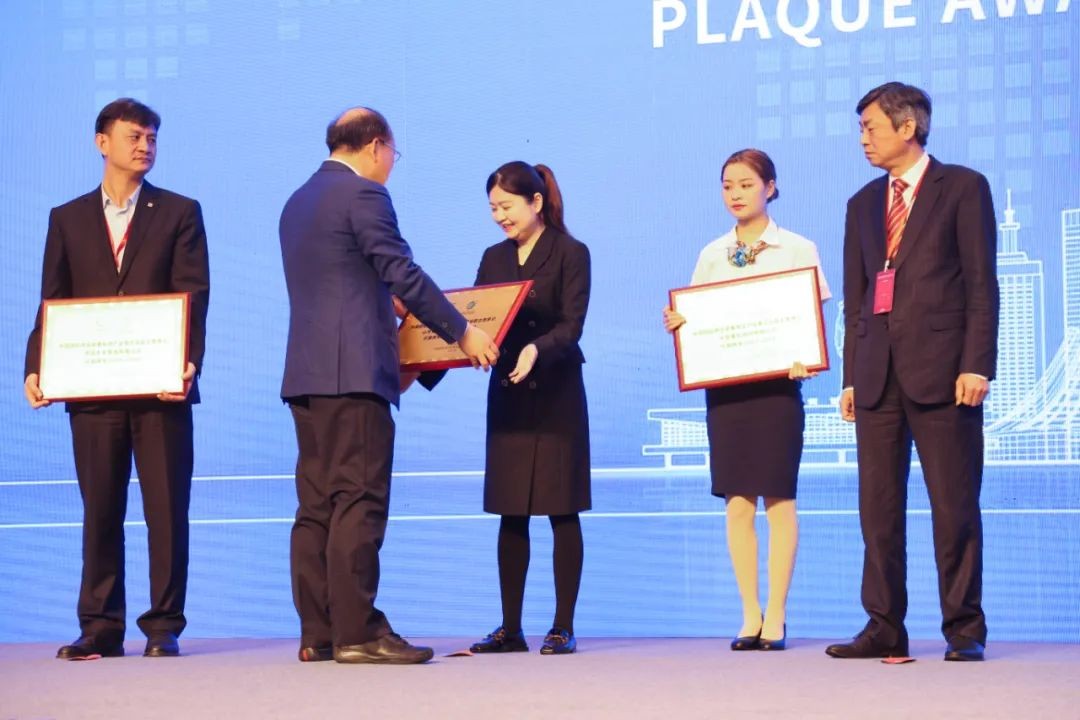 何清华：：：走“双循环”蹊径 勇攀制造业天下高地