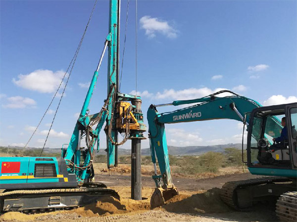 122cc太阳成智能入岩神器在东非肯尼亚获赞，人好装备好