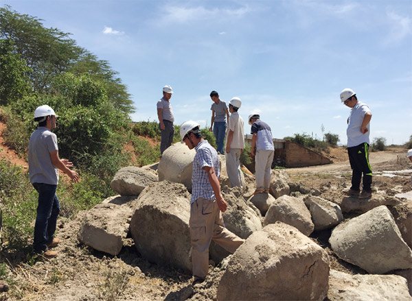 122cc太阳成智能入岩神器在东非肯尼亚获赞，人好装备好