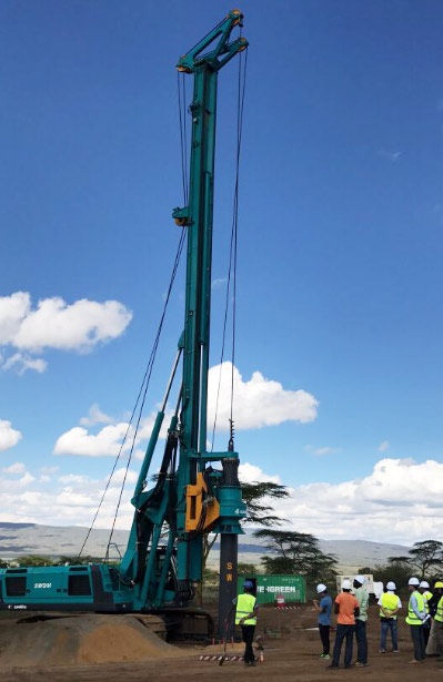 122cc太阳成智能入岩神器在东非肯尼亚获赞，人好装备好