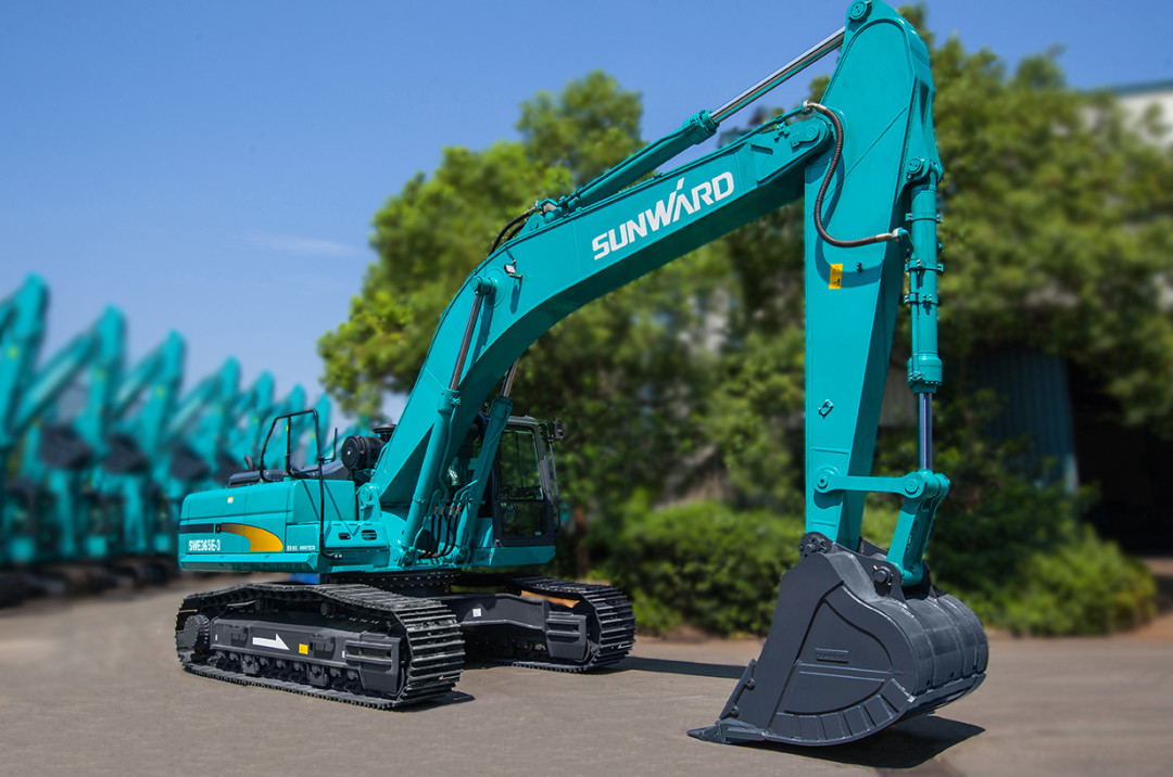 以先导式立异实现挖掘机从无到有，，，从小到大，，，从大到强！