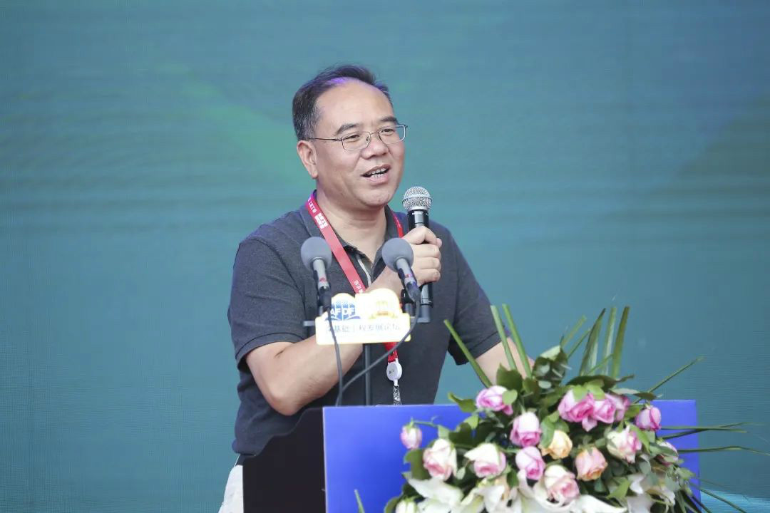 122cc太阳成智能天下客户交流会在深基础工程生长论坛会场举行