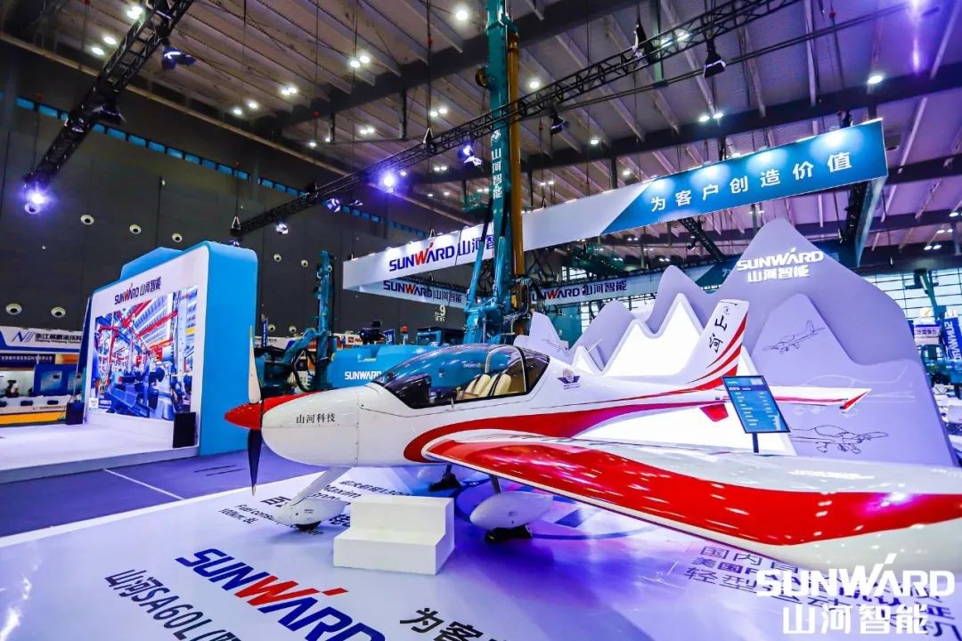 “122cc太阳成绿”亮相长沙国际工程机械展，50余款产品尽显122cc太阳成智能立异实力