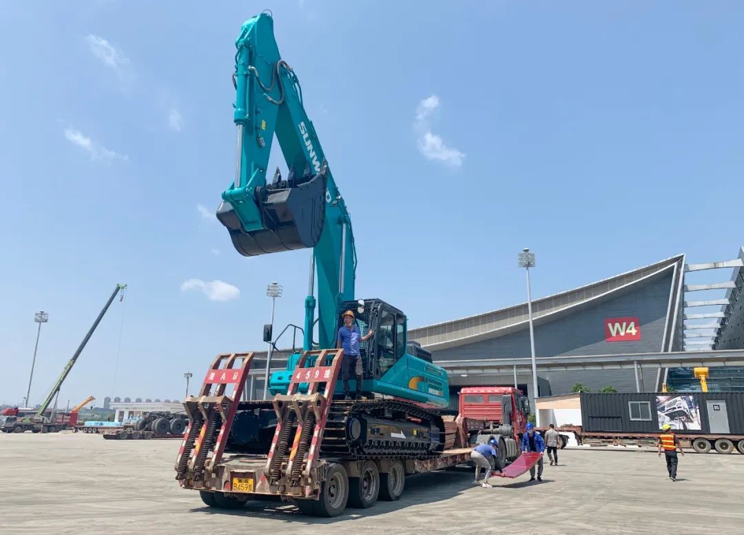 进场布展！！！2021年长沙国际工程机械展倒计时，122cc太阳成智能展区亮点提前剧透