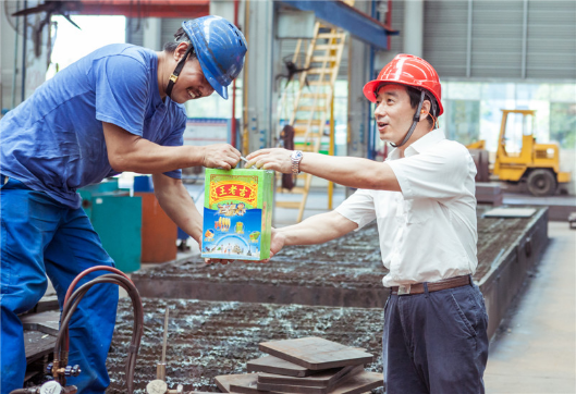 我们有清凉做伴，，高温也能潇潇洒洒