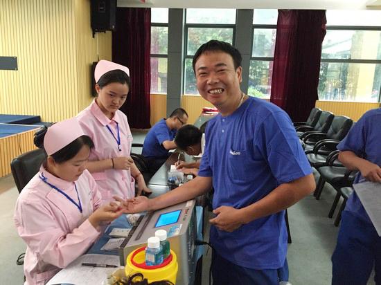 血液毗连你我大爱感动星城——记122cc太阳成智能2016年夏日无偿献血活动