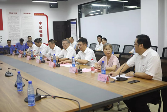 员工子女金榜题名 122cc太阳成家园发放奖励