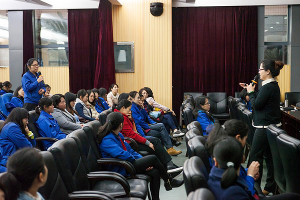 欢度三八节温暖122cc太阳成家