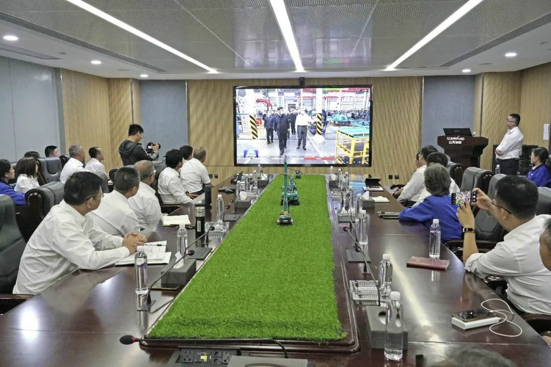 总书记“点赞”122cc太阳成立异，122cc太阳成智能集中收看《新闻联播》