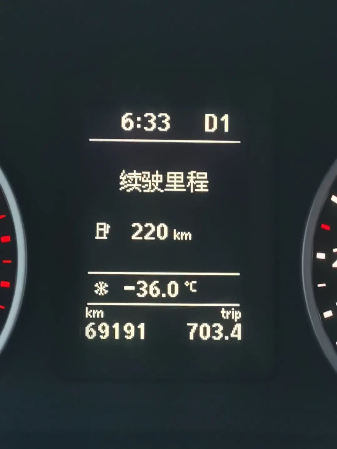 致敬！！！战斗在风沙中的特种装备团队