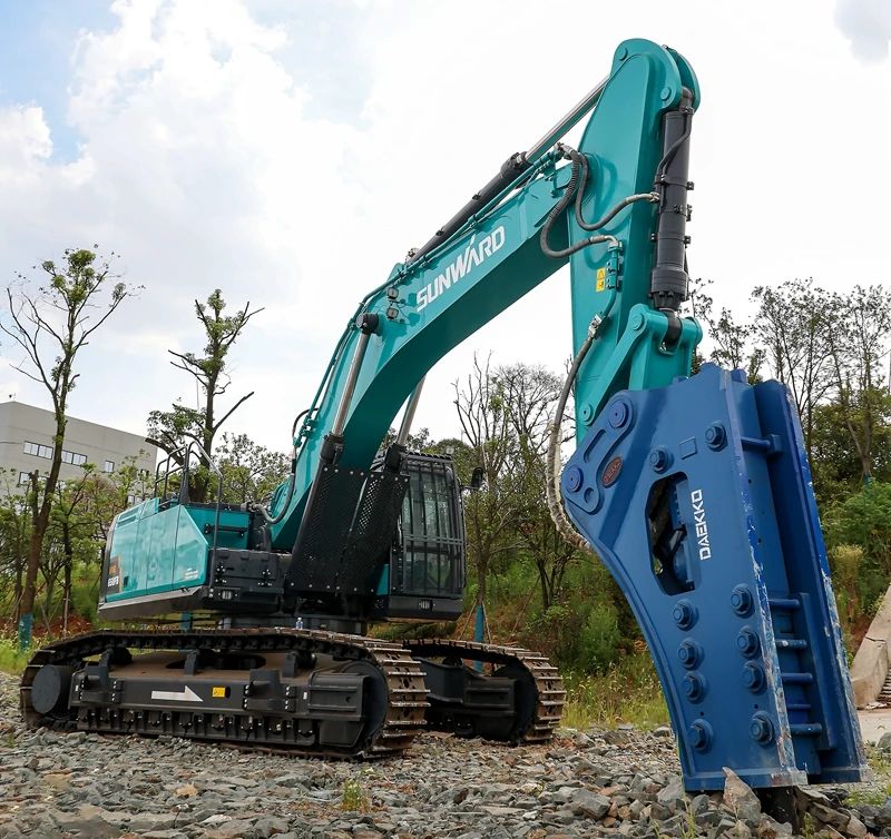 再升级！122cc太阳成智能“矿山猛士”极限破碎现场直击