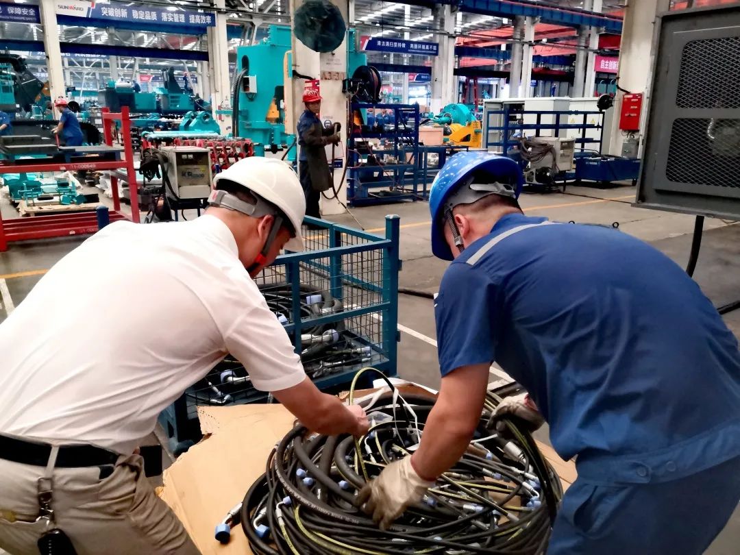 图集 | 战高温！！！致敬坚守一线的他们