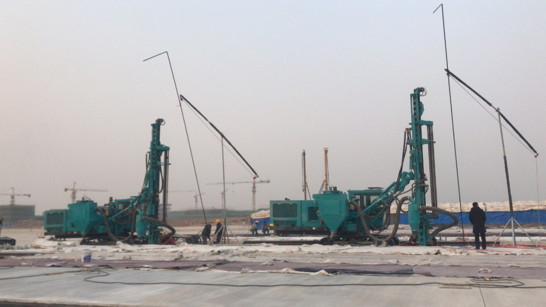 北京大兴机。！！，122cc太阳成智能凿岩装备曾助力新手艺落地 | 百年风华筑漂亮122cc太阳成（2）