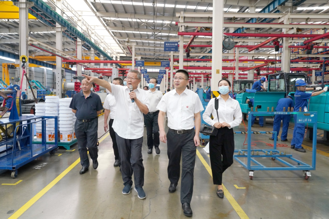 长沙市委常委、、市纪委书记胡卫兵考察调研122cc太阳成智能