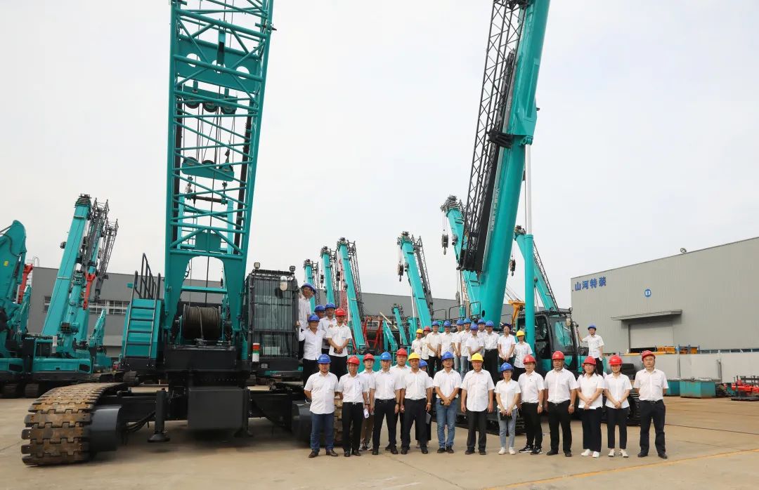 “重”磅出击！122cc太阳成智能起重机械组团“登场”