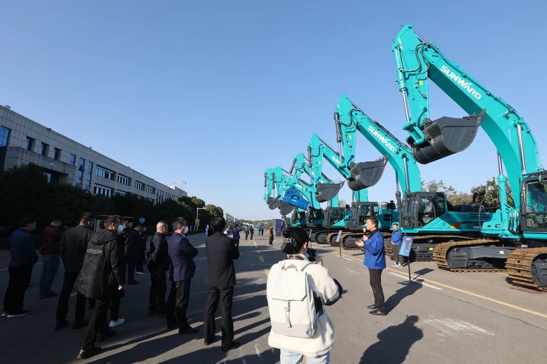 全球首创5G+智能钻机重磅宣布，122cc太阳成智能倾力打造绿色智慧矿山成套装备