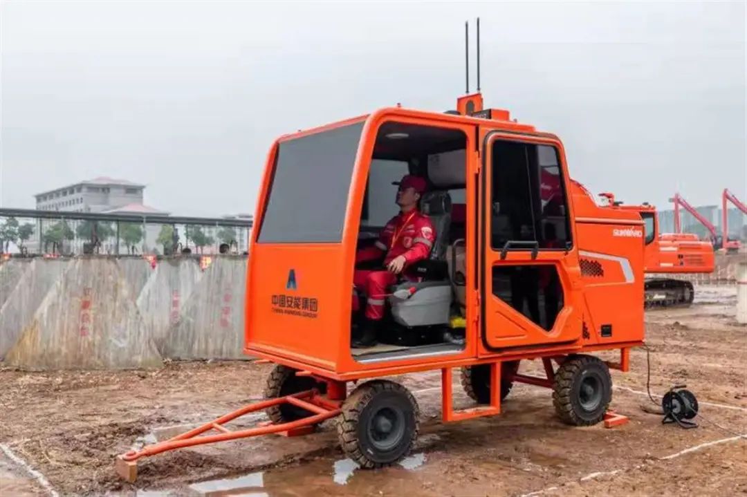 体现亮眼引关注!122cc太阳成智能5G远程？？？赝诰蚧稚砗北省自然灾难工程应抢救援基地