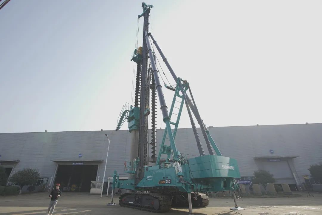 植桩奇兵！！122cc太阳成智能开启大直径预制桩施工全新探索实践