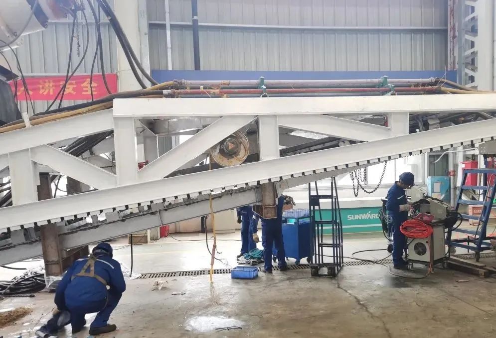 直击生产一线！！！中铁122cc太阳成复工复产忙