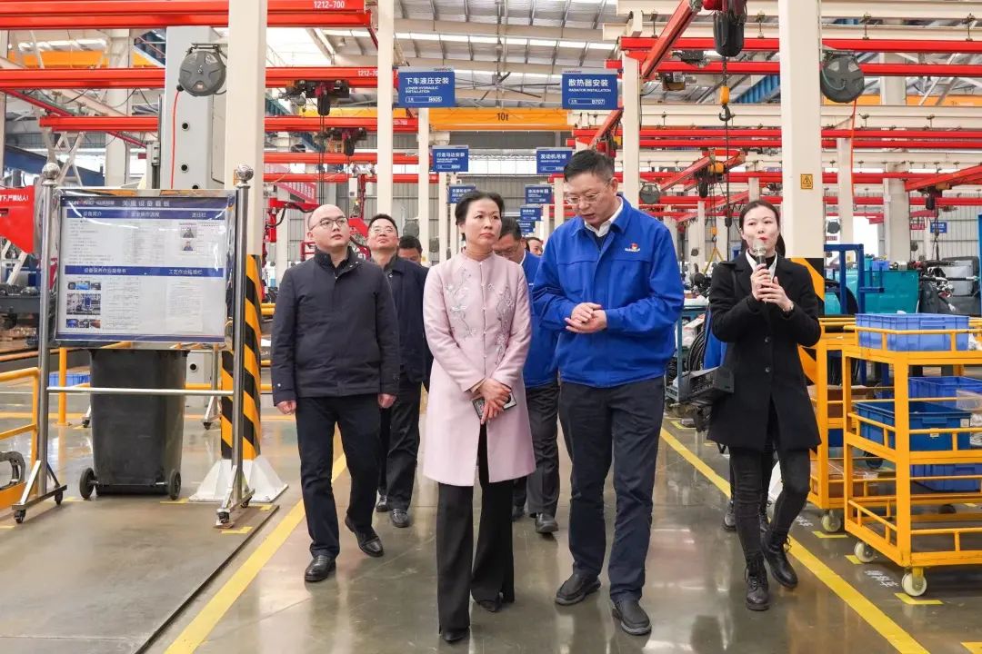 长沙市总工会、、、长沙经开区总工会一行调研122cc太阳成智能