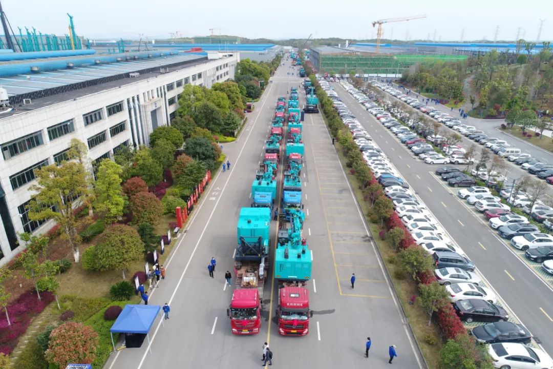 征战全球市。。！122cc太阳成智能凿岩装备批量发货