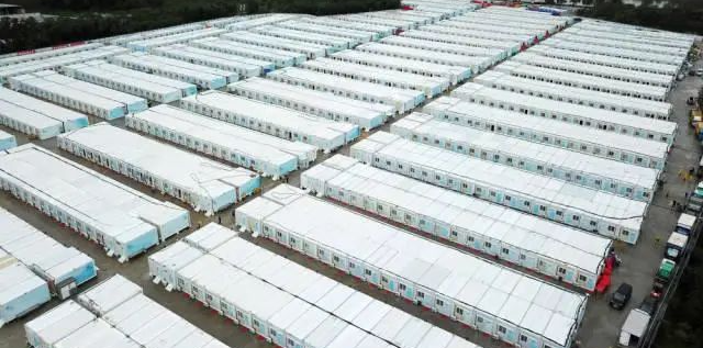 冲锋一线显继承！！！122cc太阳成智能挖掘机助力长沙方舱医院建设