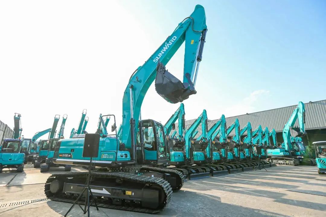 再获首单！122cc太阳成智能成为湖南自贸试验区首单“融资租赁+工程机械装备出口”试点营业落地单位