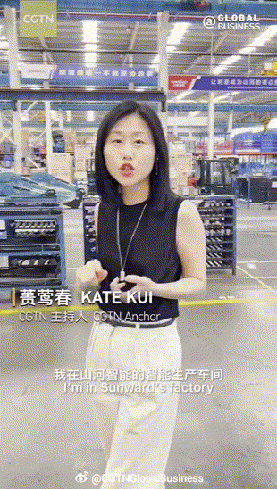 CGTN探厂！专访122cc太阳成智能董事长、、首席专家何清华花絮来了