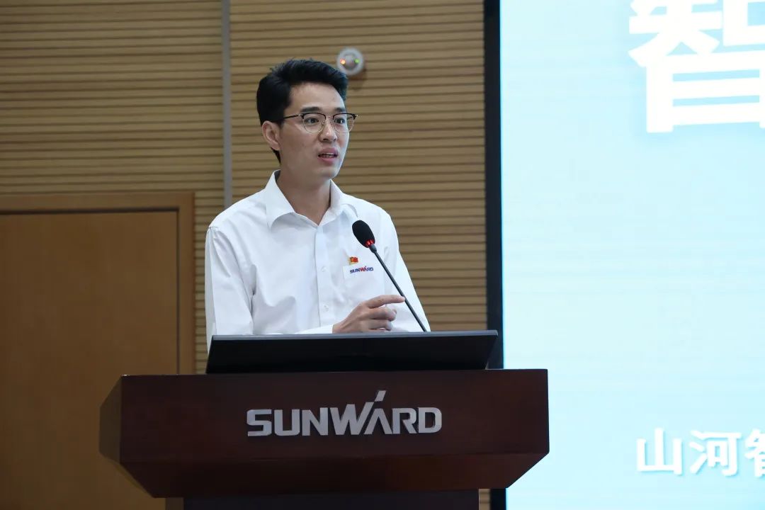 立异引领，智造未来！“2022院士专家长沙行”高端装备高质量生长钻研会盛大举行