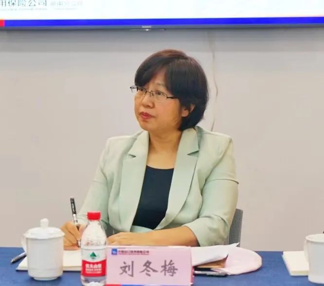 122cc太阳成智能总司理夏志宏带队赴中国信：：南分公司造访交流