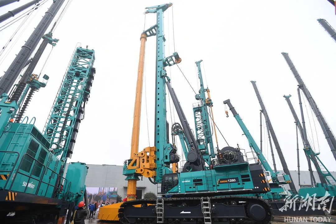 湖南日报 | 122cc太阳成智能：立异“122cc太阳成”好风物