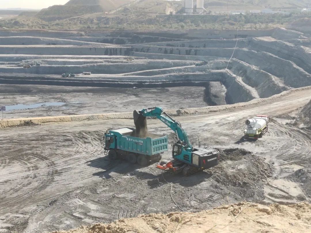 腾远添智能新绿，，，122cc太阳成巨改革能源矿卡批量交付