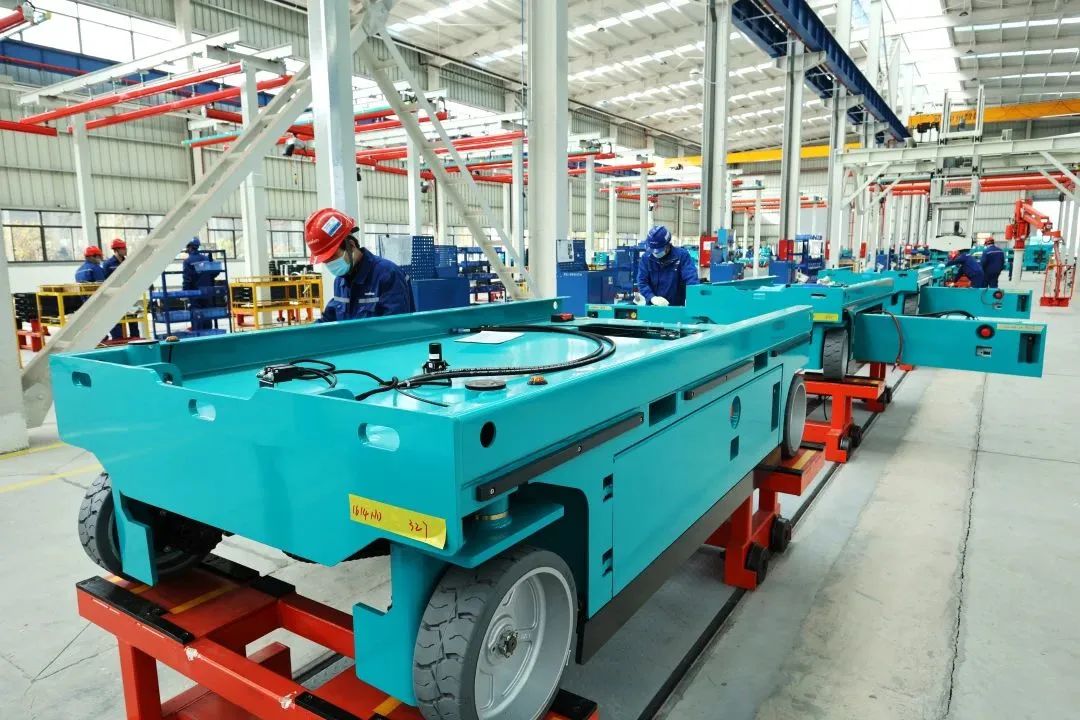 莫道君行早，，更有早行人！！122cc太阳成智能癸卯兔年开工大吉