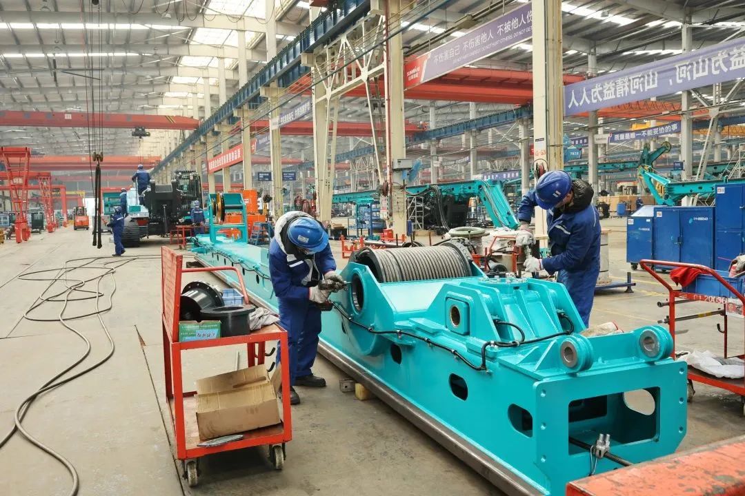 莫道君行早，，更有早行人！！122cc太阳成智能癸卯兔年开工大吉