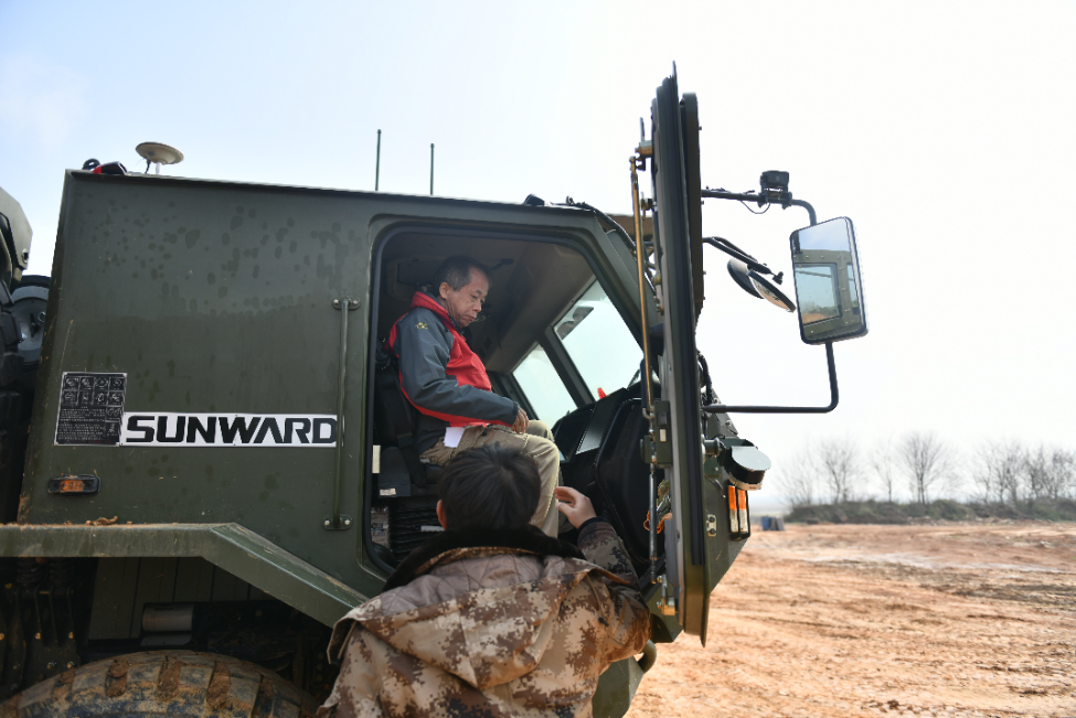 “十三五”国家重点研发妄想课题装备顺遂通过验收！122cc太阳成智能为应抢救援再添硬核实力