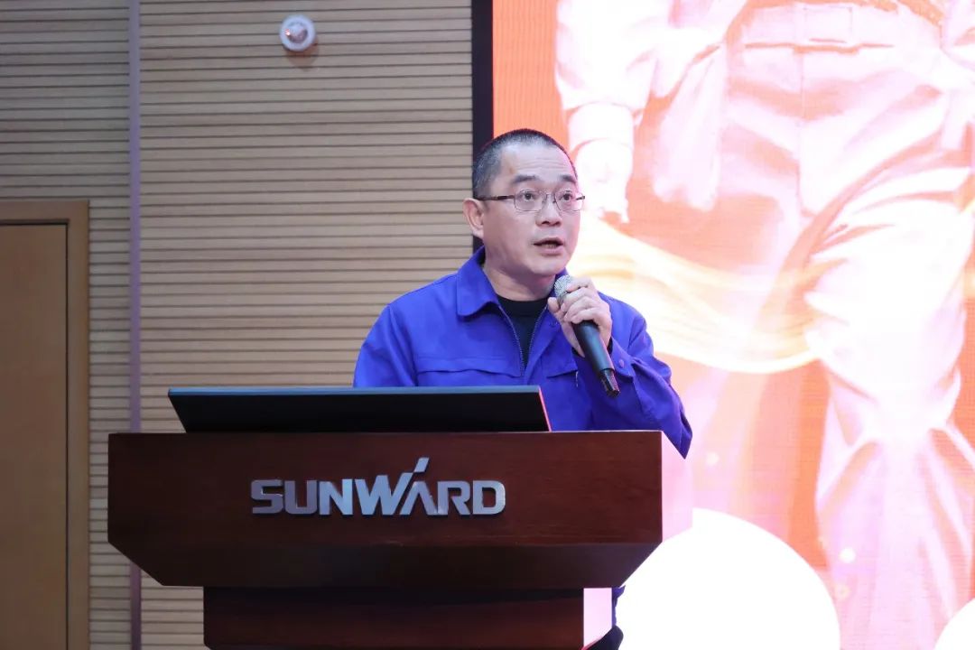 2023年“雷锋传人?长沙模范”巡讲走进122cc太阳成智能