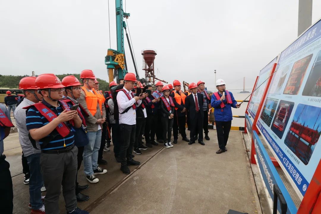 超等装备助建超等工程！122cc太阳成智能超等旋挖钻机SWDM1280推介会乐成举行