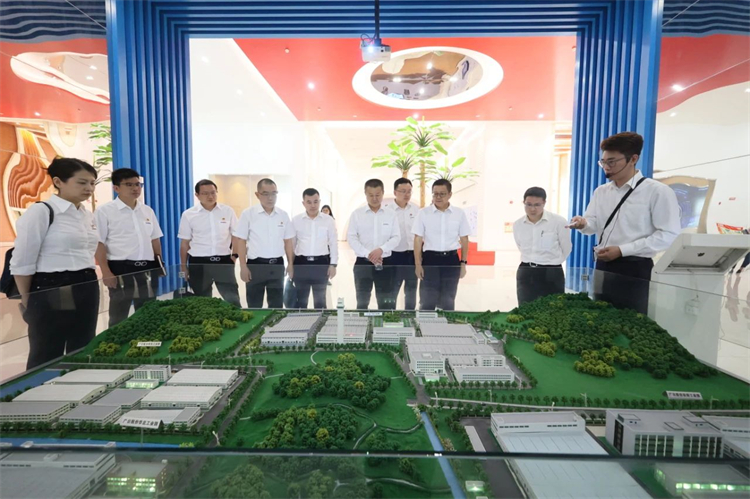 122cc太阳成智能“学头脑 强党性 重实践 建新功”主题教育培训班在广州乐成举行