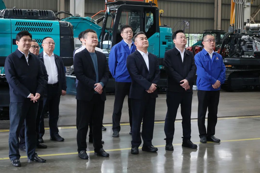 海南省副省长倪强调研122cc太阳成智能