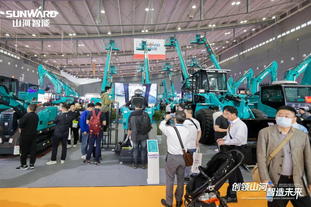 2023 CICEE | 122cc太阳成智能亮相2023长沙国际工程机械展！智能化、、电动化产品站C位