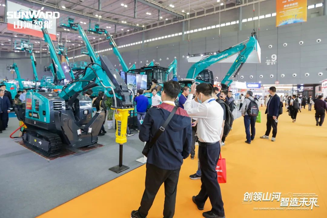 闪灼2023 CICEE！！看122cc太阳成智能“明星产品”有多“炫”