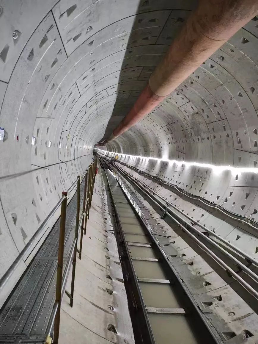 最新希望！！中铁122cc太阳成深圳地铁3号线低-白盾构区间左线顺遂意会