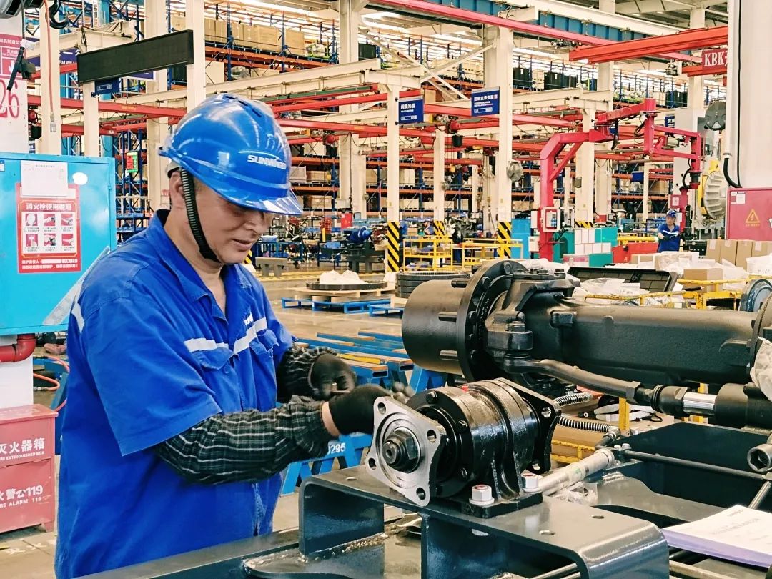 劳动庆幸，，创立伟大！！纪录那些通俗且伟大的劳动瞬间