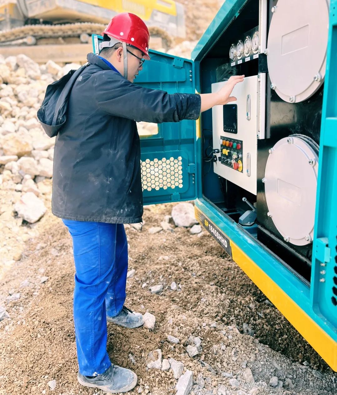 劳动庆幸，，创立伟大！！纪录那些通俗且伟大的劳动瞬间