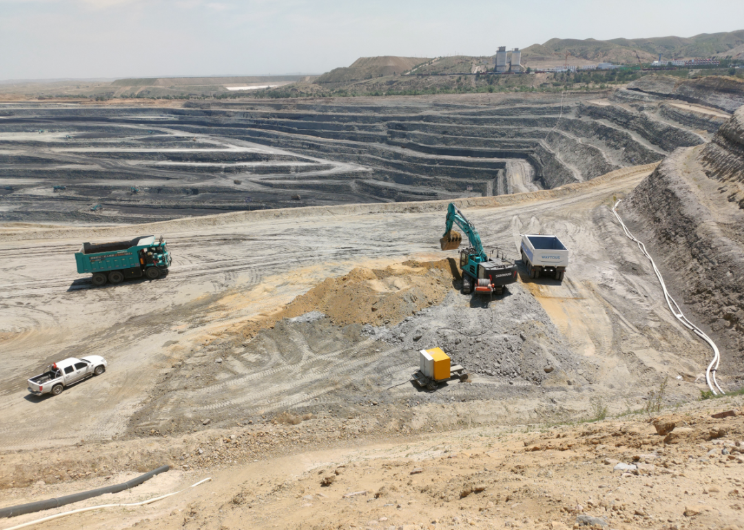 加码绿色矿山！“122cc太阳成绿”亮相鄂尔多斯市煤矿三化融合现场推进会