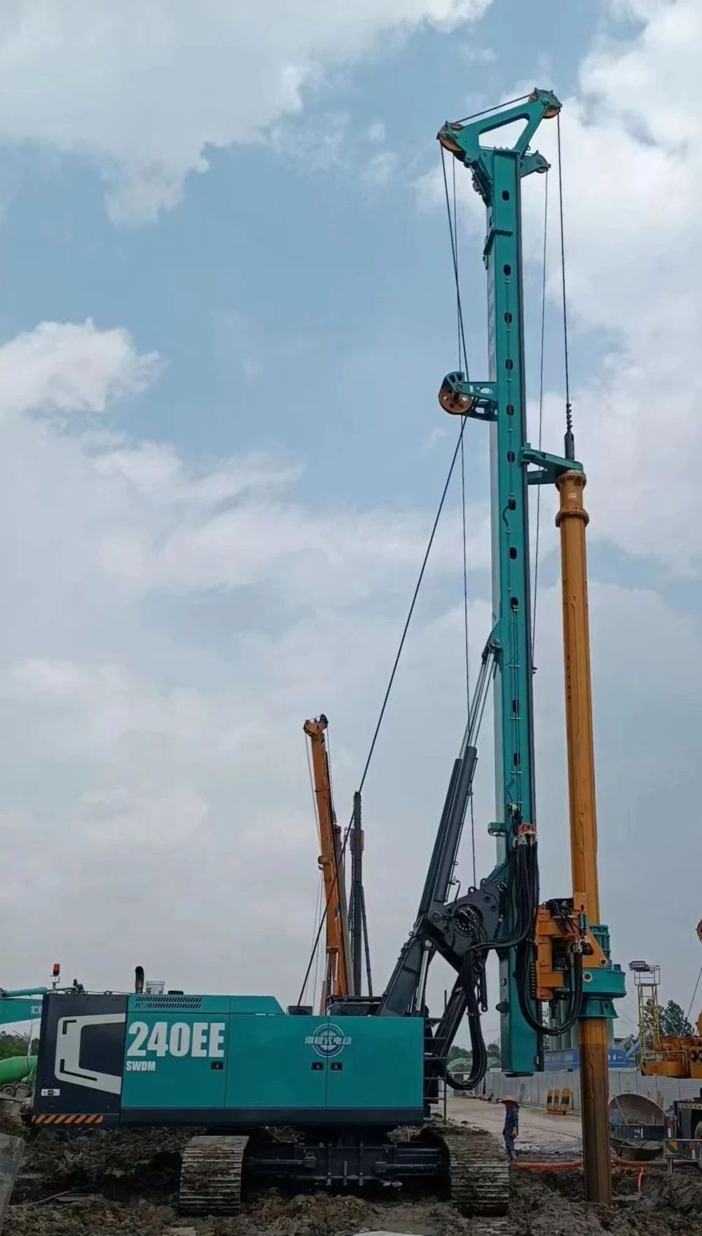 出道即巅峰！！！122cc太阳成智能增程式电动旋挖钻机硬核给“利”