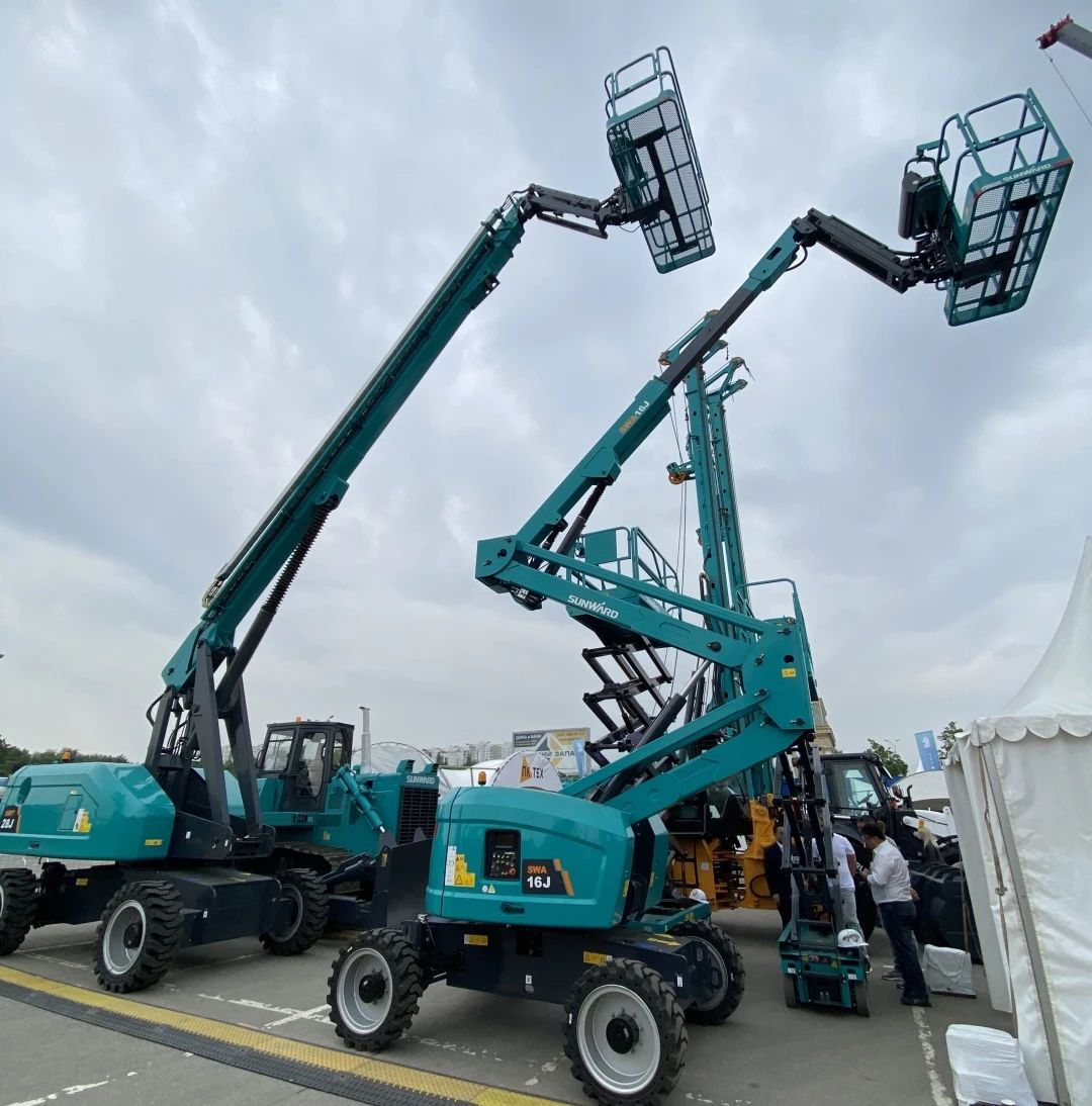 外洋销售同比增添超200%！122cc太阳成智能高空机械阔步“出！