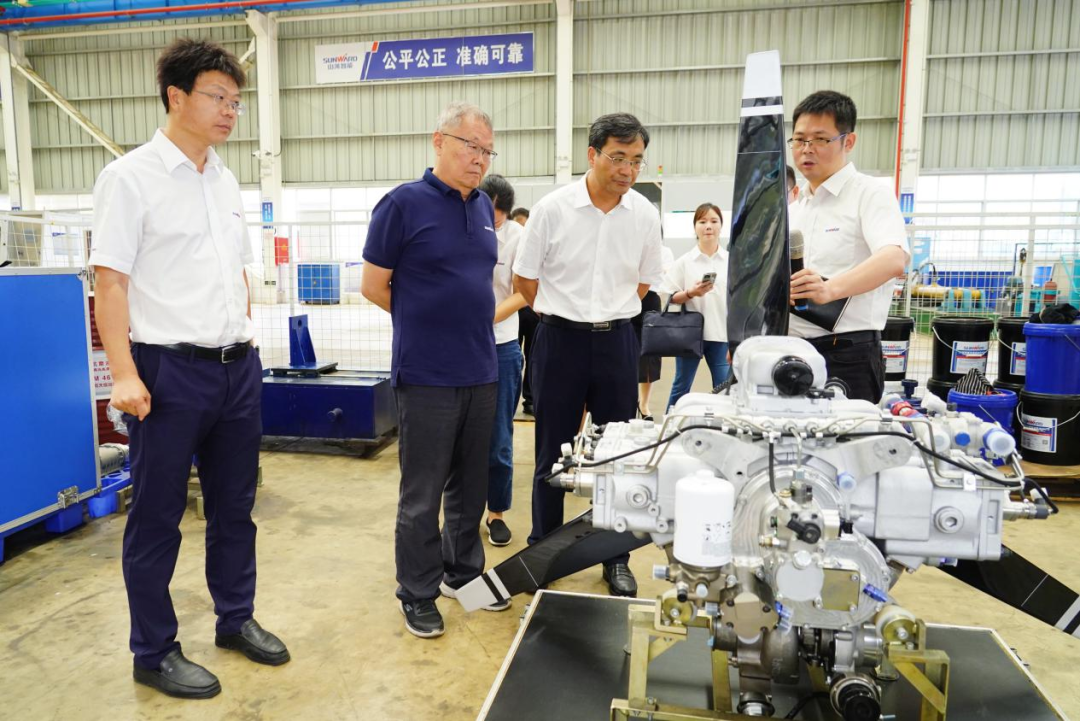 湖南省人社厅厅长李永军调研122cc太阳成智能