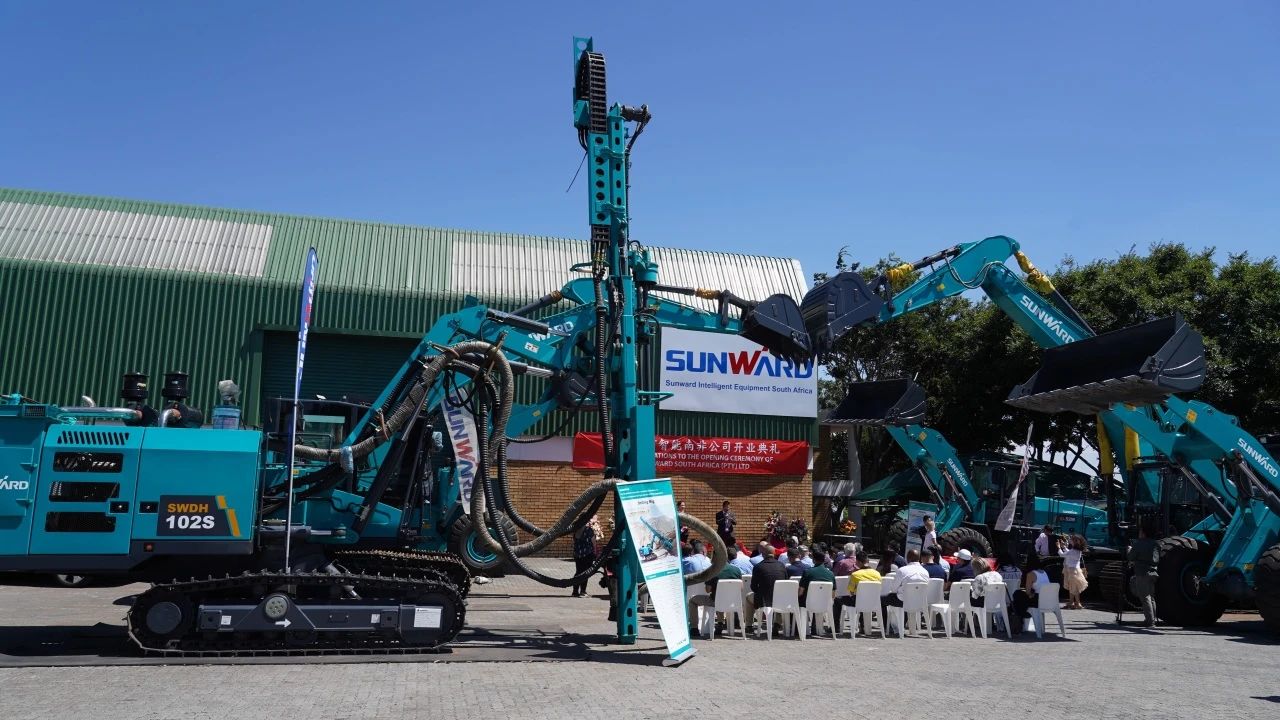 122cc太阳成智能南非公司正式开业，，，开启中非相助新篇章